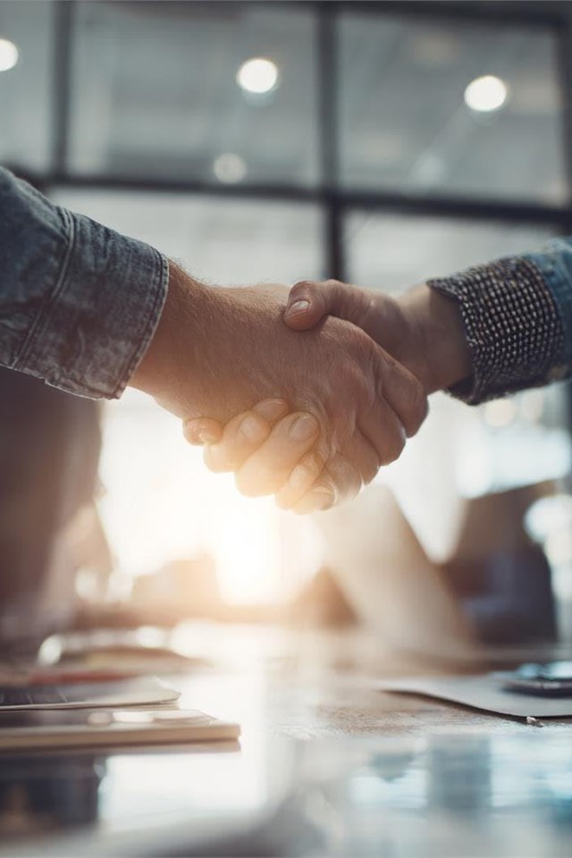 Cláusulas clave en un pacto de socios