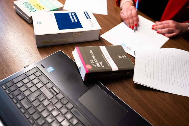 Contratos mercantiles para pymes, startups y empresas tecnológicas en A Coruña - Imagen 2