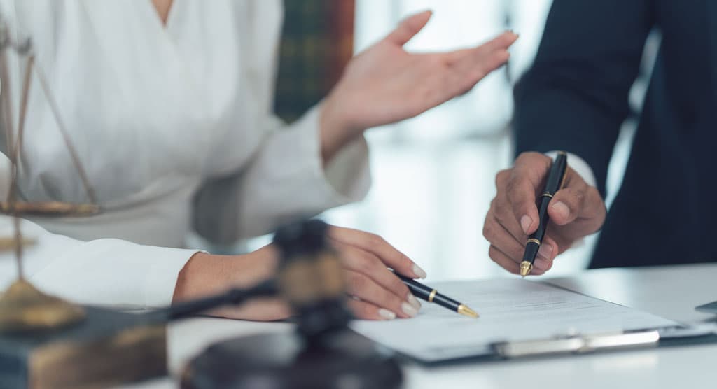 Abogados-contratos