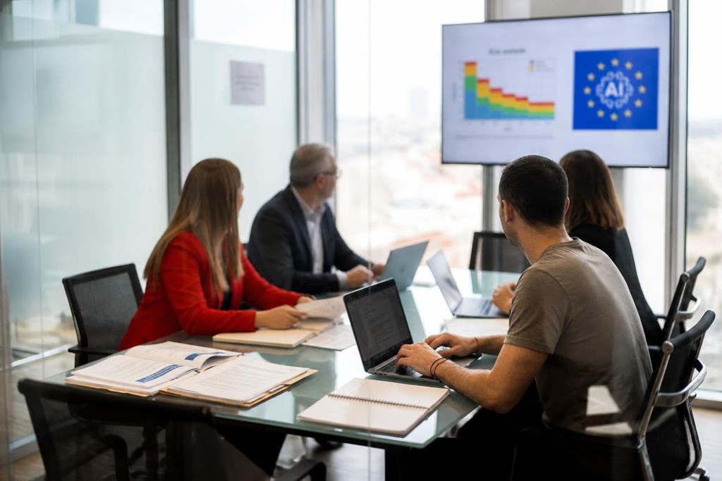 Foto 1 Políticas internas de uso de IA y evaluación de riesgos legales en Madrid